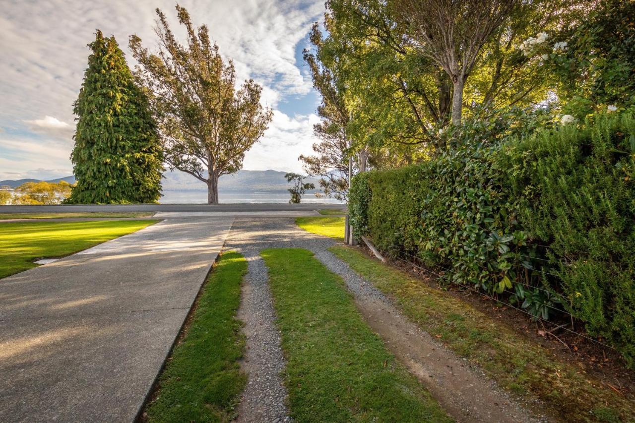 Hop, Skip And Jump To The Lake - Te Anau House Ngoại thất bức ảnh