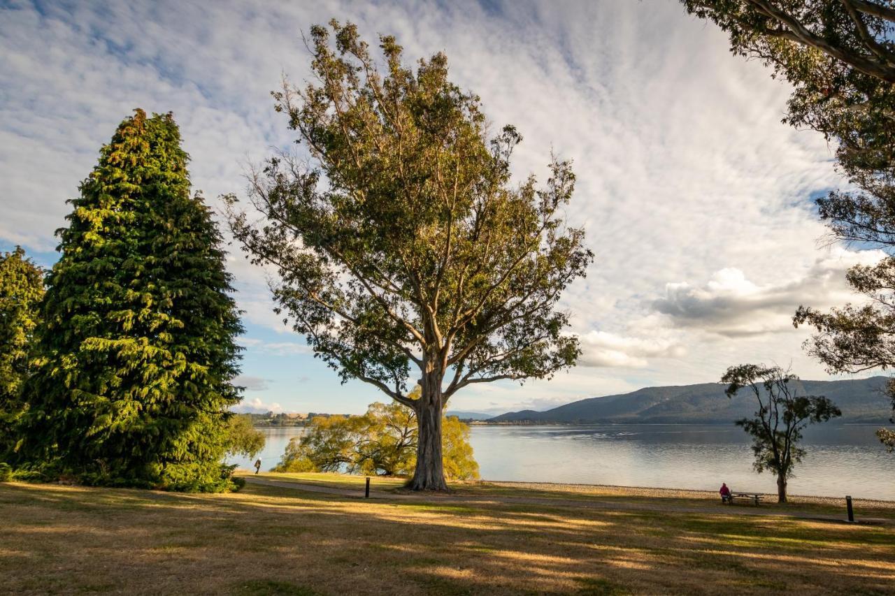 Hop, Skip And Jump To The Lake - Te Anau House Ngoại thất bức ảnh